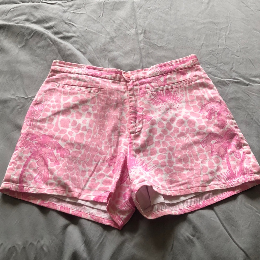 Pink/white Lilly Pulitzer shorts